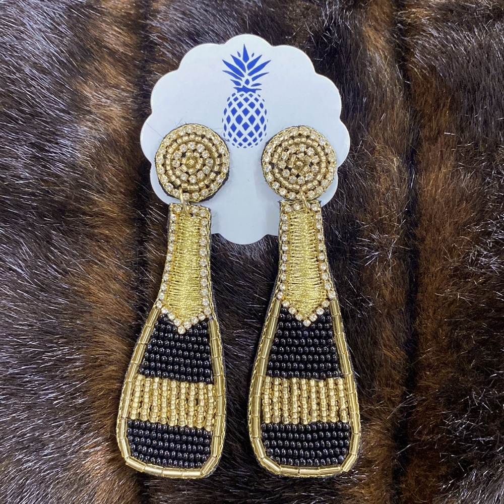 Felt back Champagne New Years earrings - Picture 1 of 1